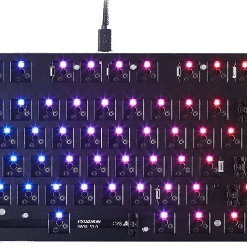 Геймърска механична клавиатура основа Glorious RGB GMMK TKL ISO