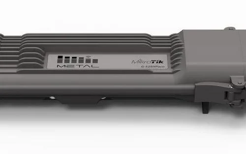 Безжичен Access Point MikroTik Metal 52 ac RBMetalG-52SHPacn 64MB RAM 2.4/5GHz
