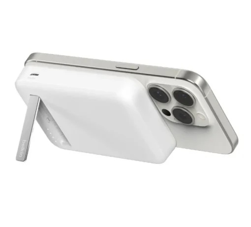 Belkin Powerbank with stand 8000mAh Qi2 MagSafe white - Image 5