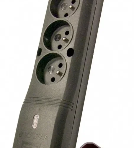 Lestar Extension cord LZ-430BW 1,5M 320IEC BLACK