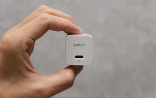 AUKEY Mini mains charger PA-Y20S White 1xUSB-C 20W PD Power Delivery - Image 2