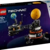 LEGO LEGO Technic 42179 Planet Earth and Moon in Orbit