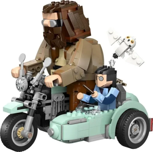 LEGO Harry Potter Hagrid and Harry's Motorcycle Ride - 76443 - Image 2