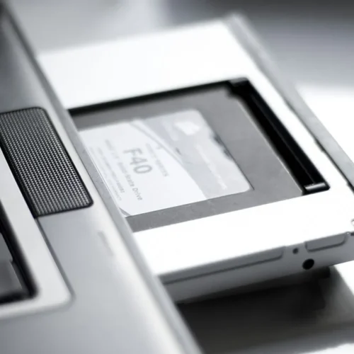 Digitus Mounting frame SSD / HDD CD / DVD / Blu-ray SATA to SATA III 12.7mm