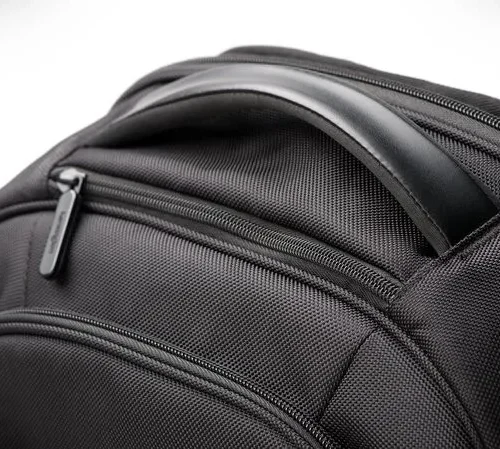 Kensington Лаптоп раница Contour 2.0 17