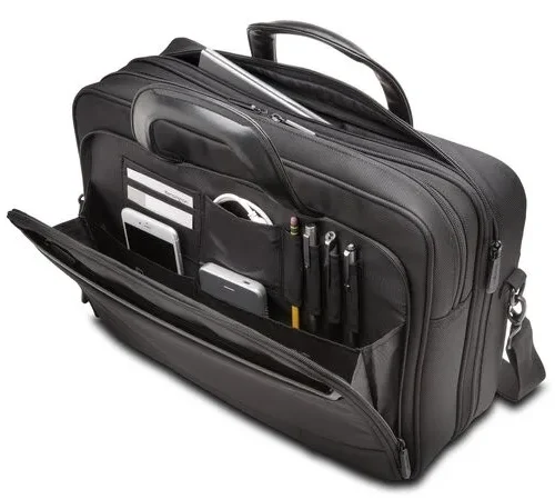 Kensington чанта за лаптоп Contour 2.0 17