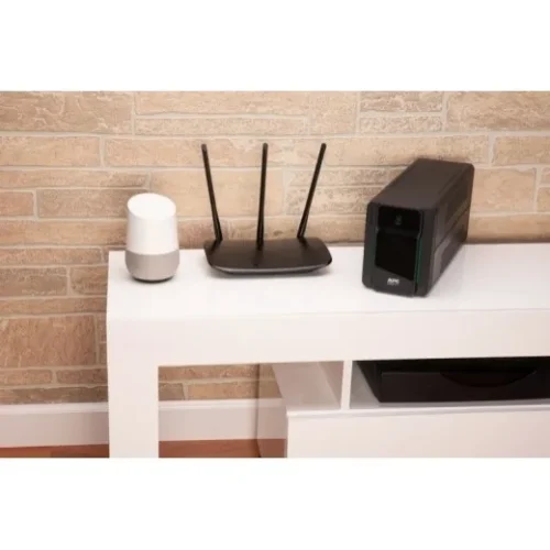 APC BVX900LI-GR Easy UPS 900VA