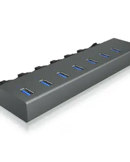 Alternative view of IcyBox ICY BOX IB-HUB1701-C3 7xUSB Type-A, On-Off,al