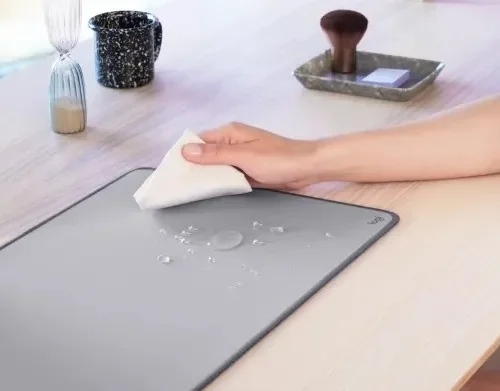 Logitech Logitech Studio Desk Mat Mid сив 956-00005