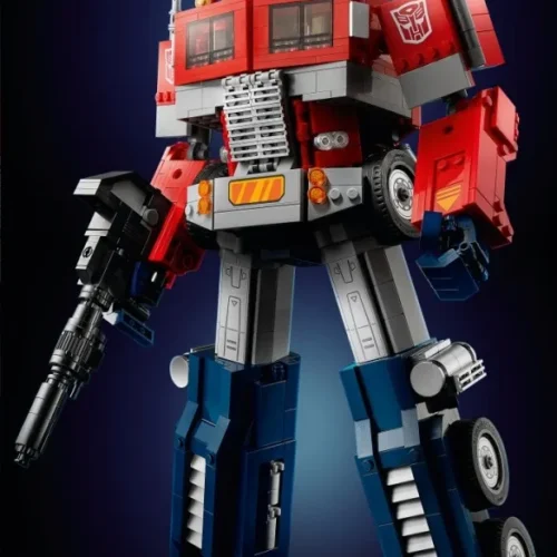 Alternative view of LEGO LEGO Icons 10302 Optimus Prime