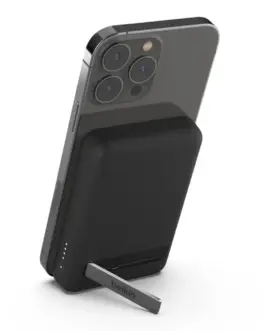 Alternative view of Belkin Magnetic Wireless външна батерия with stand черен