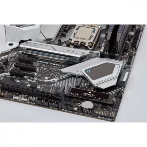 Corsair SSD 1TB MP600 GS 4800/3900 MB/s M.2 Gen4 PCIe x4 NVMe 1.4