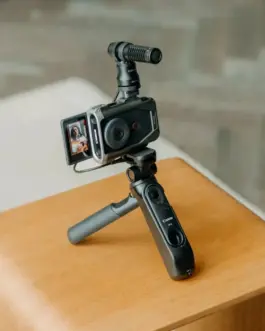 Alternative view of Canon Zaawansowany комплект do vlogowania PowerShot V10 Advanced Vlogging черен 5947C006