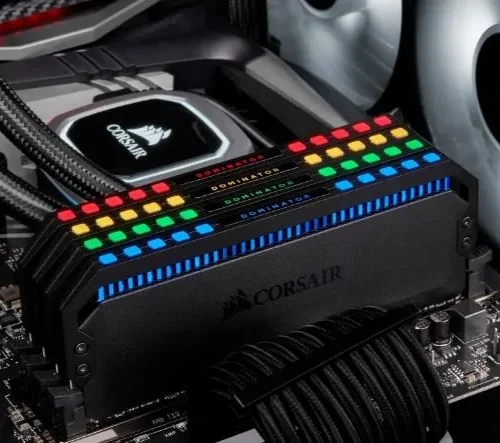 Corsair памет DDR4 DOMINATOR RGB 32GB /3200
