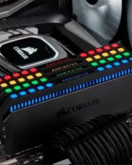 Alternative view of Corsair памет DDR4 DOMINATOR RGB 32GB /3600(216GB) CL18 черен
