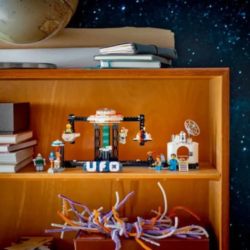 Alternative view of LEGO LEGO Creator 31142 Space Roller Coaster