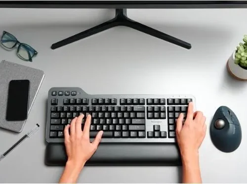 Alternative view of Kensington ProFit Ergo TB550 Trackball