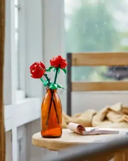 Alternative view of LEGO Bricks 40460 Roses