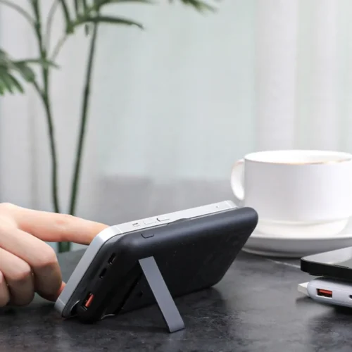 AUKEY PB-WL02i външна батерия | 10000mAh | 22.5W | MagSafe | LED | PD QC HSC