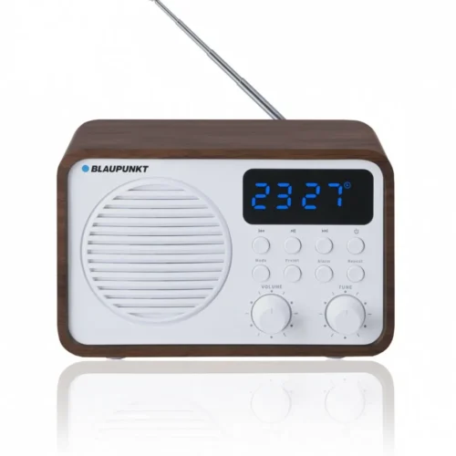 Blaupunkt Portable radio FM PLL синtooth SD/USB/AUX/Clock/Alarm with battery
