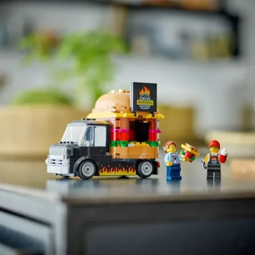 Alternative view of LEGO LEGO City 60404 Burger Truck