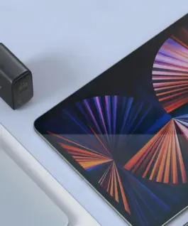 AUKEY AUKEY PA-B6T черен Omni a II GaN мрежово зарядно 3xUSB