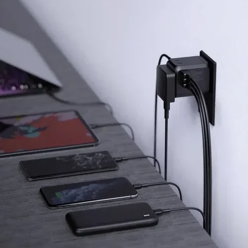 Alternative view of AUKEY Universal travel зарядно PA-TA04 30W PD EU/US/UK/AUS