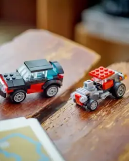 Alternative view of LEGO LEGO Creator 31146 Flatbed Truck with Helicopter