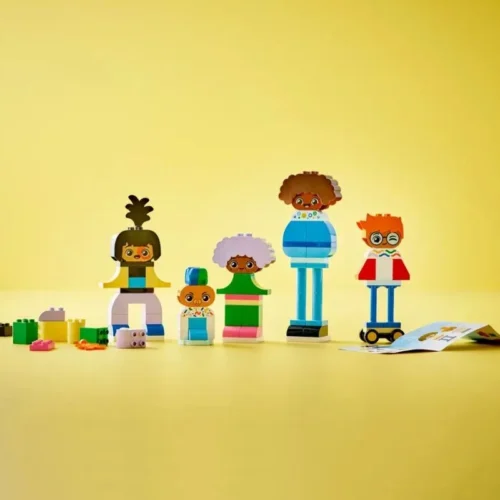 Alternative view of LEGO LEGO DUPLO 10423 Buildable People with Big Emotions