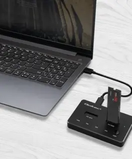 Qoltec M.2 SSD drive docking station