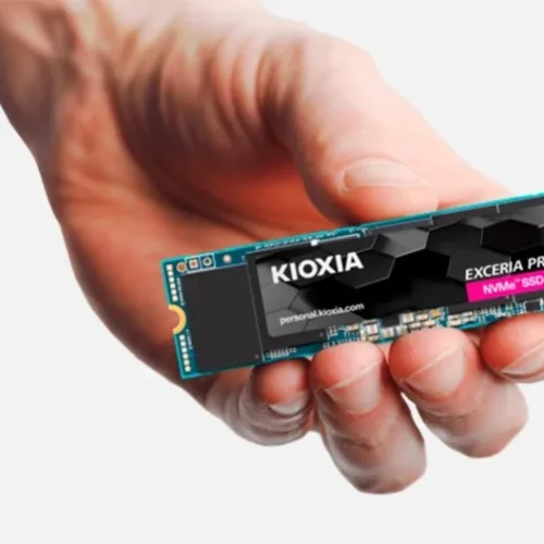 Alternative view of Kioxia SSD Exceria Pro drive 2TB NVMe 2280