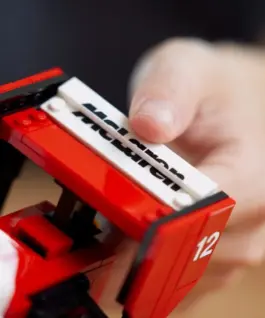 LEGO LEGO Icons 10330 McLaren MP4/4 and Ayrton Senna