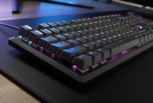 Corsair K70 Core RGB Optical-Mechanical Keyboard черен