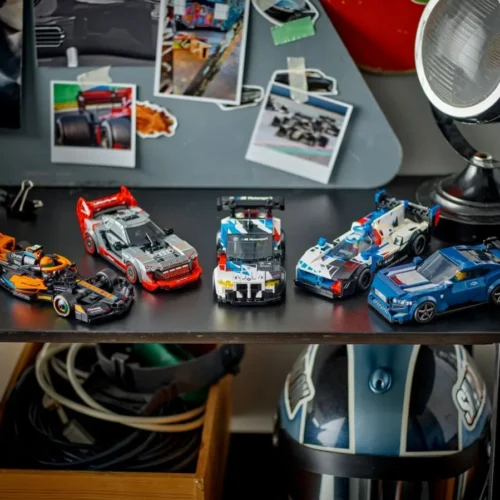 Alternative view of LEGO LEGO Speed Champions 76919 2023 McLaren Formula 1 Race Car