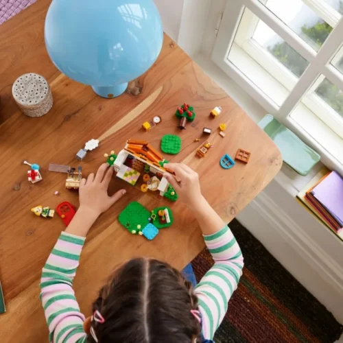 LEGO LEGO Animal Crossing 77049 Isabelles House Visit