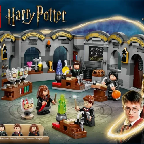 Alternative view of LEGO LEGO Harry Potter 76431 Hogwarts Castle: Potions Class