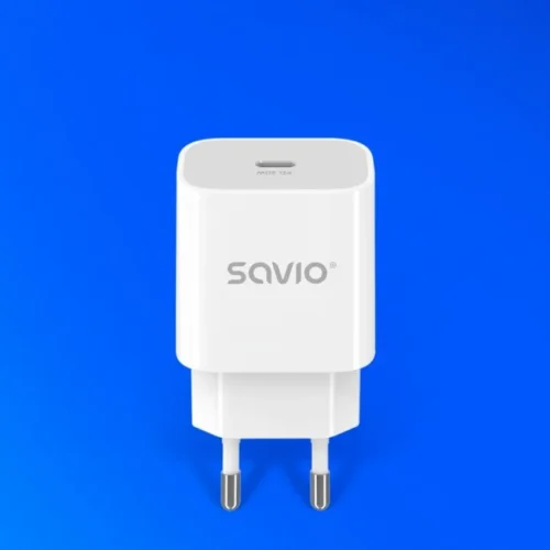 Savio мрежово зарядно LA-09 QC SAVIO