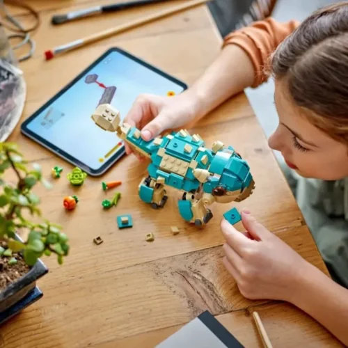 LEGO Jurassic World Baby Bumpy: Ankylosaurus