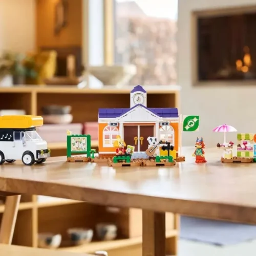 Alternative view of LEGO Animal Crossing K.K.s Concert at the Plaza