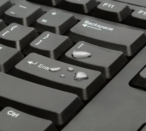 Alternative view of Kensington Keyboard KB100 EQ standard US INT