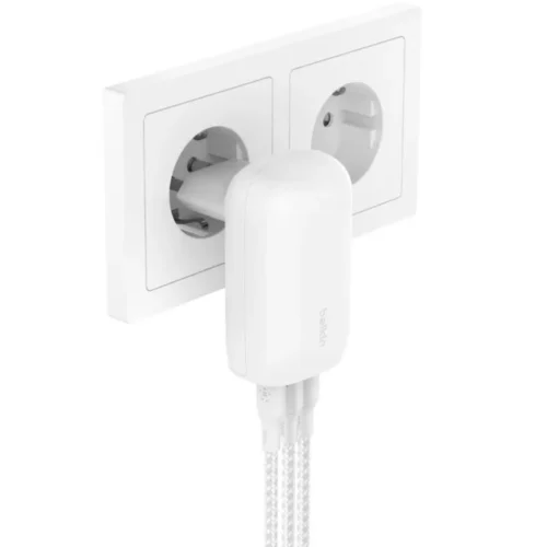 Alternative view of Belkin BOOSTCHARGE зарядно 67W USB-Cx3 PPS бял