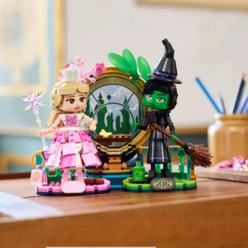 Alternative view of LEGO Bricks Wicked 75682 Elphaba & Glinda Figures