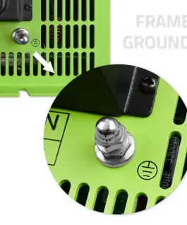 Alternative view of Qoltec 3in1 solar inverter with AC charging funktion