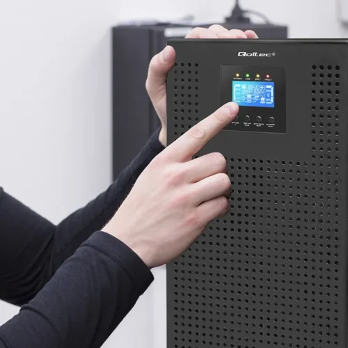 Qoltec 3phase UPS 20kVA 20kW LCD EPO USB PF 1.0