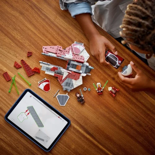 LEGO Bricks Star Wars 75401 Ahsokas Jedi Interceptor