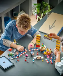 LEGO LEGO Mario Kart – Baby Peach & Grand Prix Set