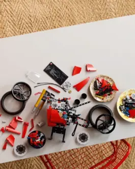 Alternative view of LEGO LEGO Technic 42202 Ducati Panigale V4 S Motorcycle