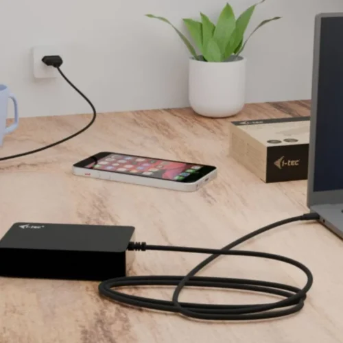 Alternative view of i-tec универсално зарядно USB-C PD 3.1 140W