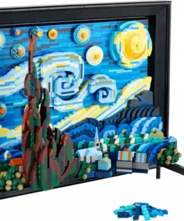 Alternative view of LEGO Bricks Ideas 21333 Vincent van Gogh - The Starry Night Vincenta van Gogh