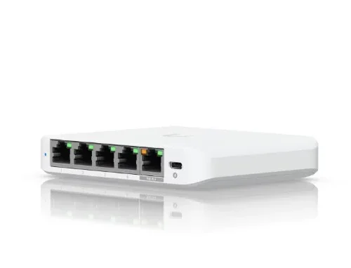 Alternative view of UBIQUITI Switch 5P PoE In USW-Flex-2.5G-5